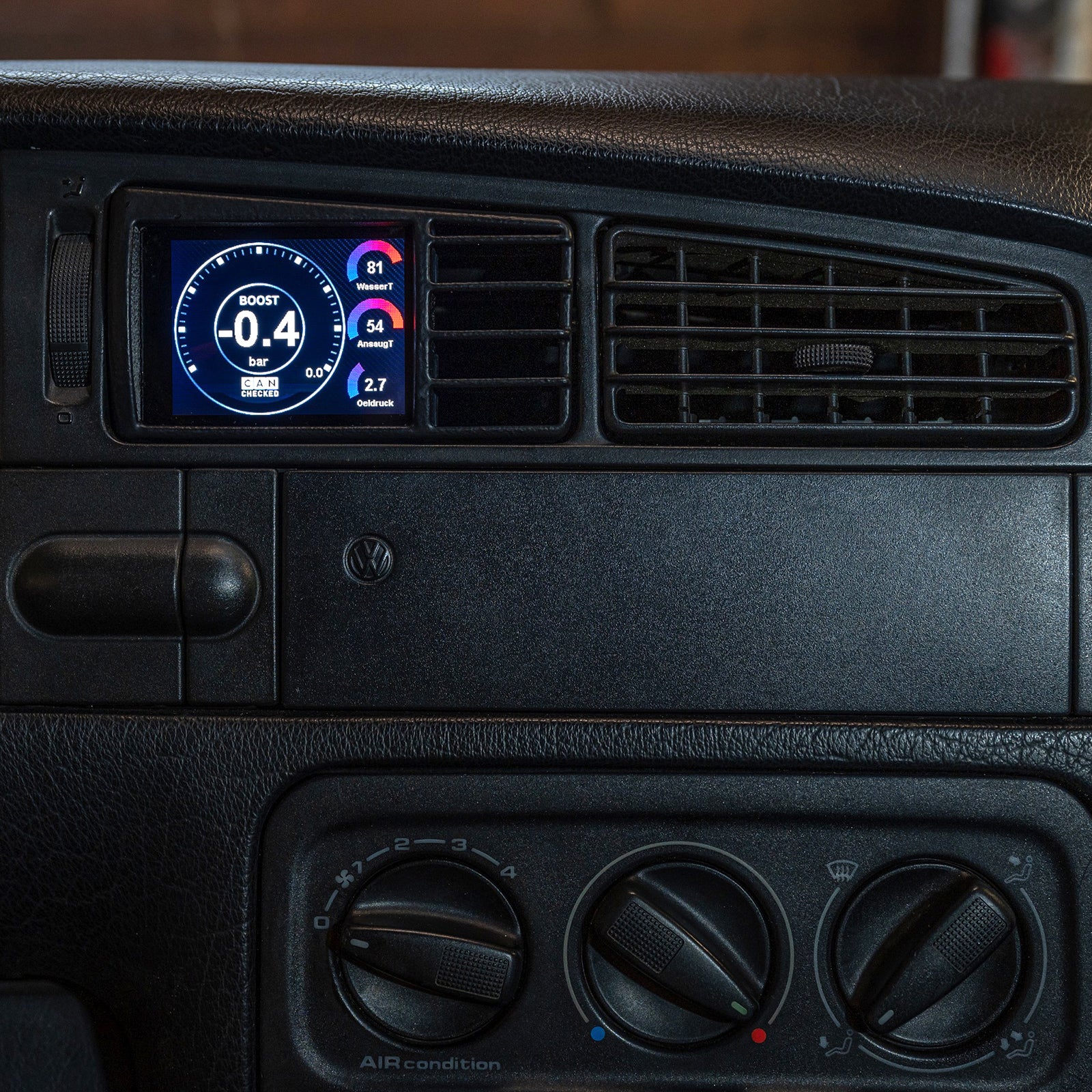 CANchecked MFD28 Gen2 for VW Golf MK3 (Type 1H) LHD — view 6