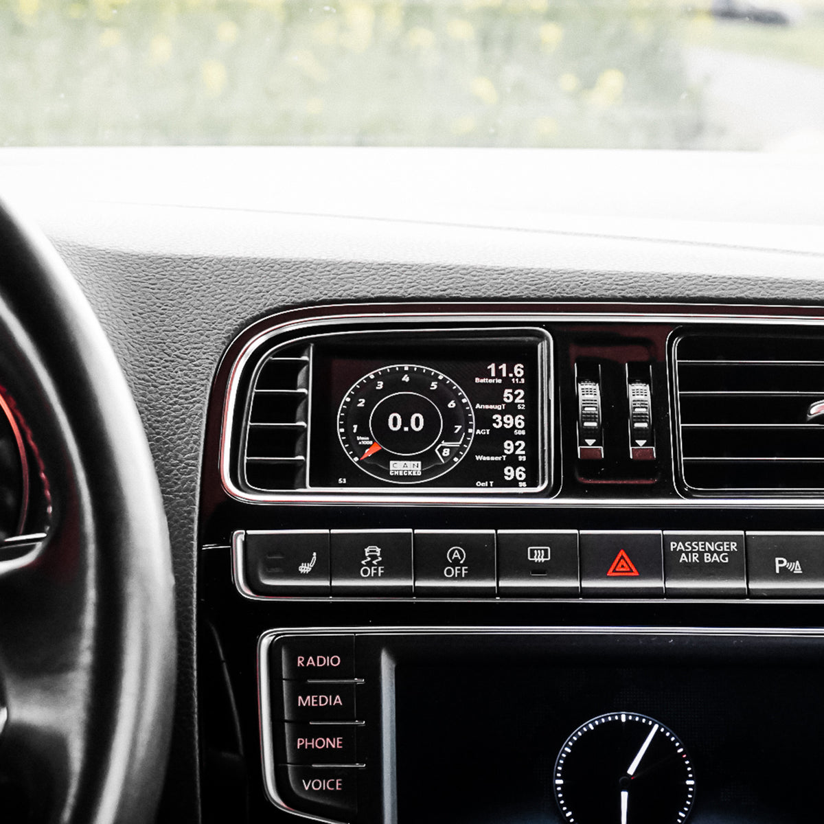 CANchecked MFD32 Gen2 for VW Polo MK5 6R/6C GTI LHD — view 2