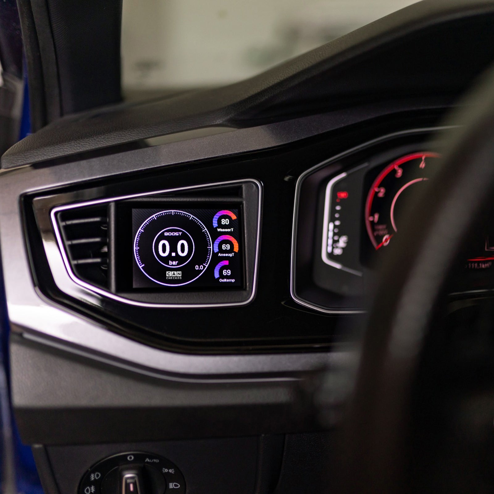 CANchecked MFD32 Gen2 for VW Polo MK6 (Type AW) LHD — view 2