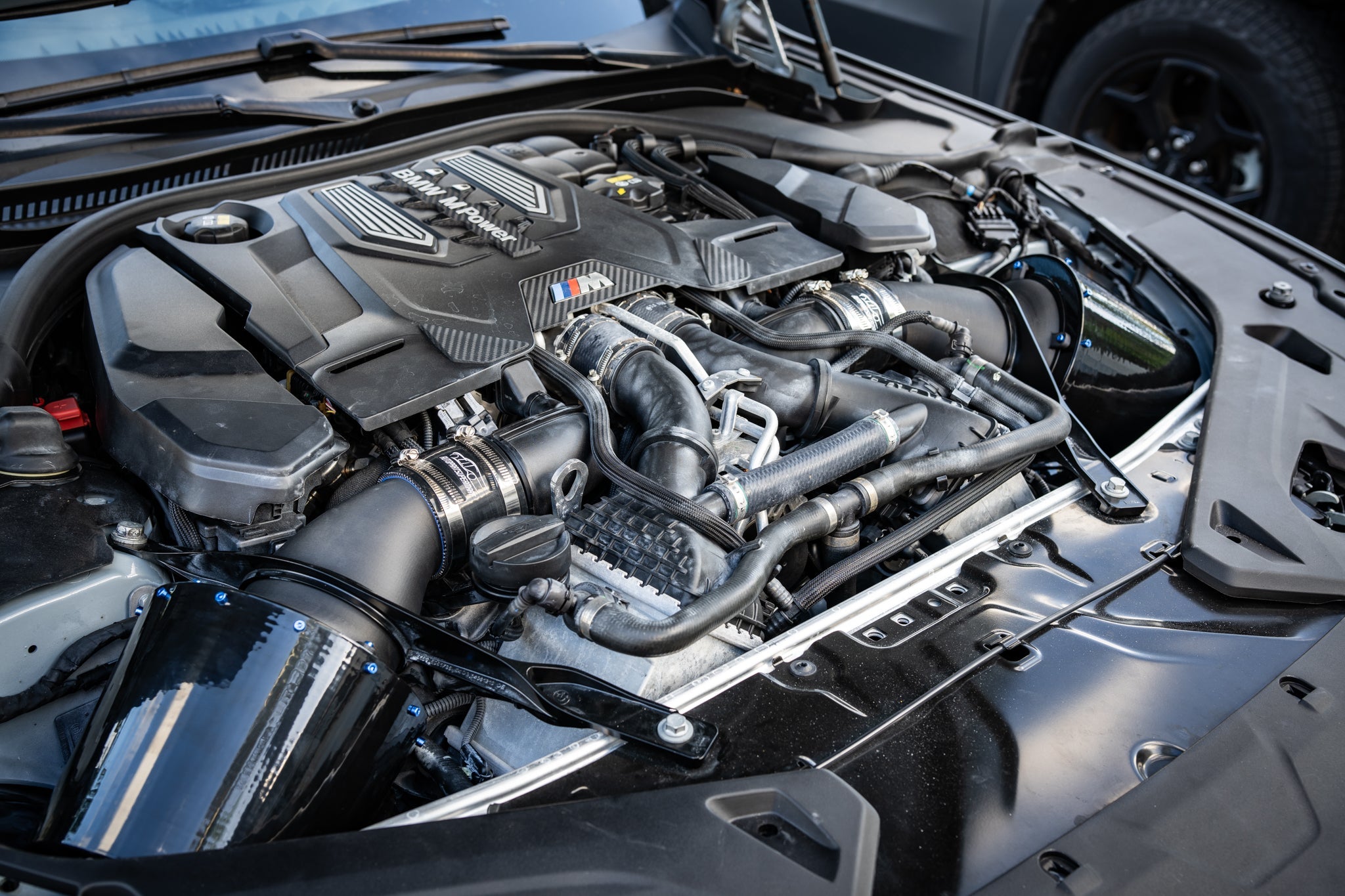 Velossa Tech Cold Air Intakes | BMW M5/M8 Competition (F90/F91/F92/F93) 2018-2023 — view 5